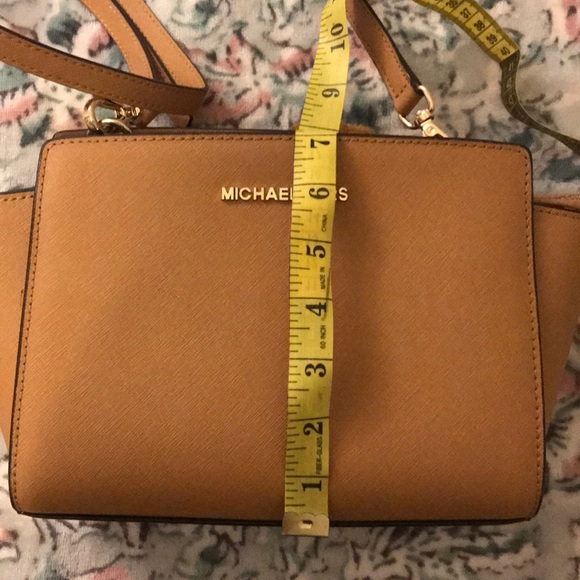 Michael Kors leather shoulder bag - Picture 10 of 11